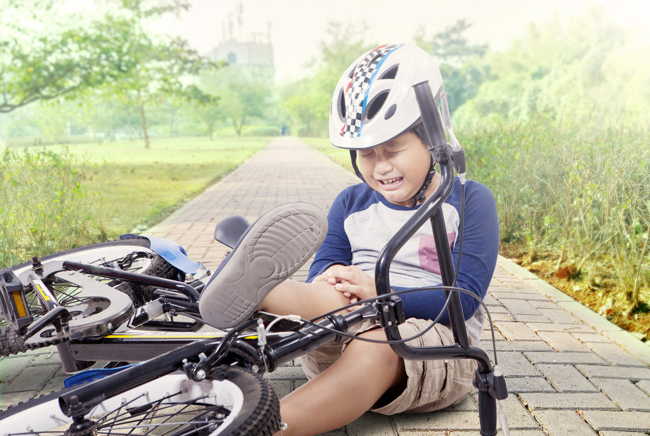 ＜鳥取県＞自転車に乗る全ての鳥取県民に、 ヘルメットの着用や損害賠償保険加入の努力義務