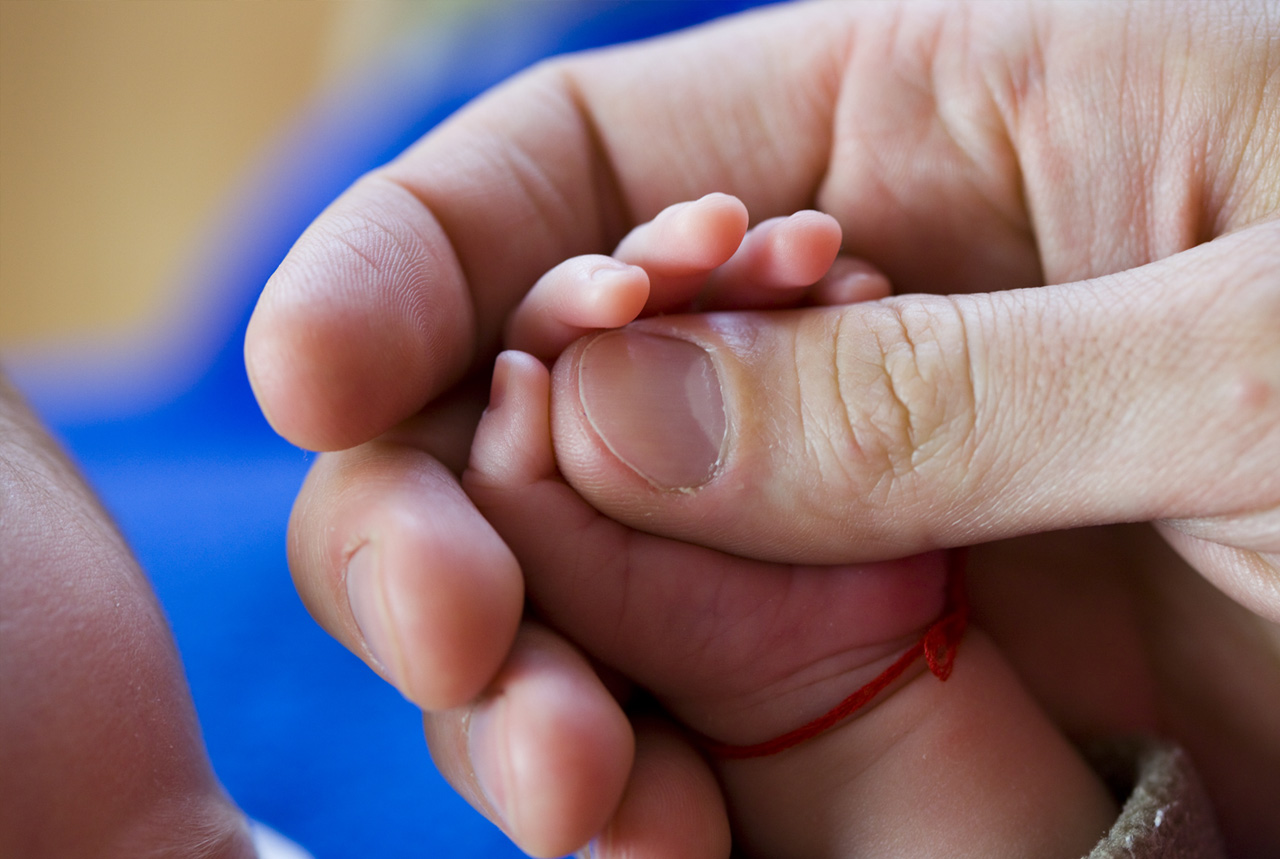 「数年経て難病」のリスク　乳幼児期のはしか感染